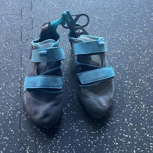 Scarpa rock climbing shoes